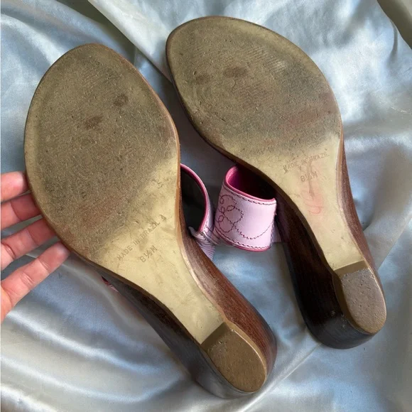 Pink Summer Sandals with Flower Details - Picture 6 of 8